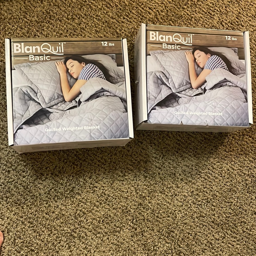Blanquil basic weighted blankets ( 12 pounds )